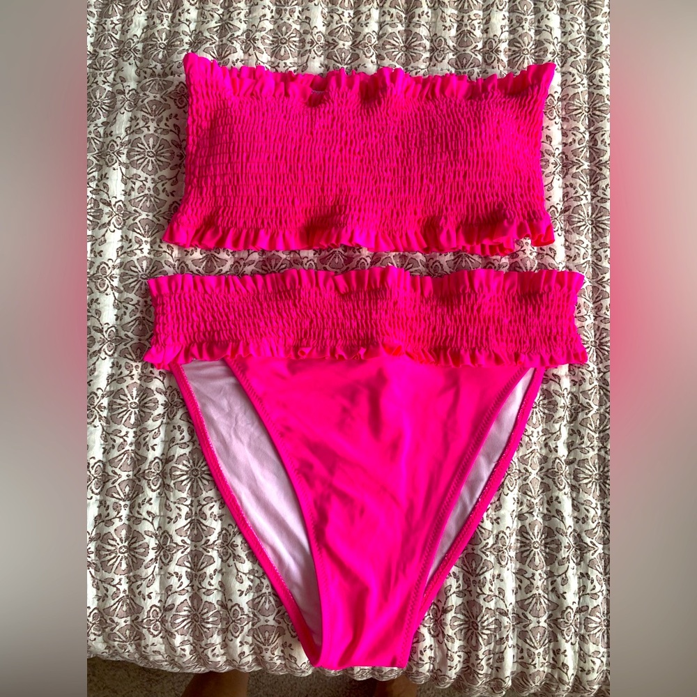 Brand new no tags Hot pink elasticized two piece bikini by beachsissi large .